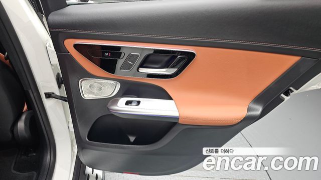 Mercedes-Benz GLC-Class 2025 — photo 15