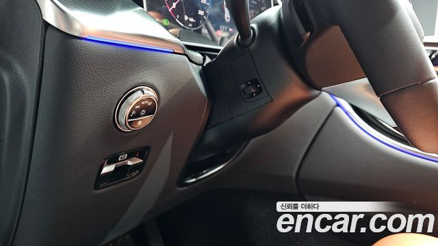 Mercedes-Benz GLC-Class 2025 — photo 29