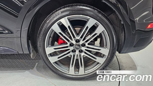 Audi SQ5 2021 — photo 5