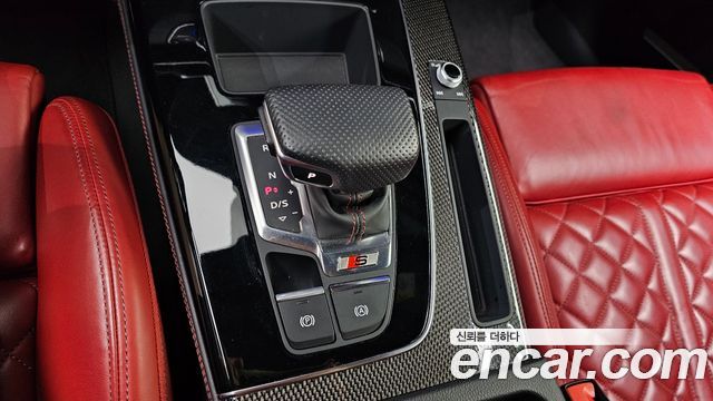 Audi SQ5 2021 — photo 12