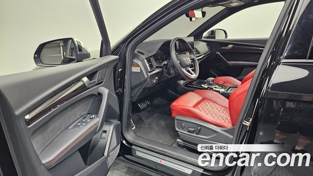 Audi SQ5 2021 — photo 13
