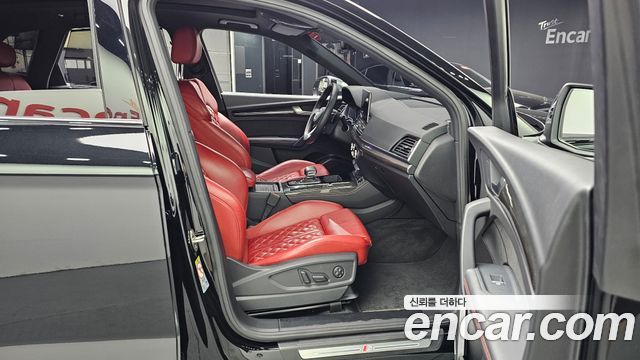 Audi SQ5 2021 — photo 17