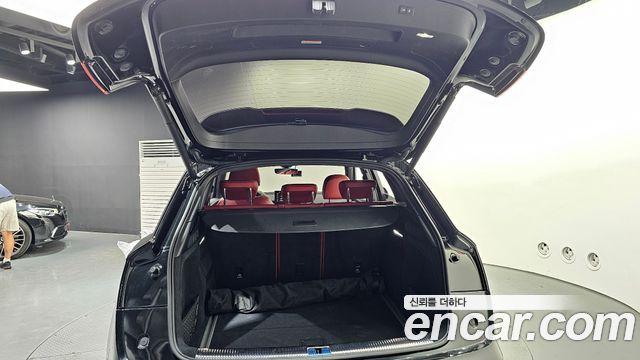 Audi SQ5 2021 — photo 26