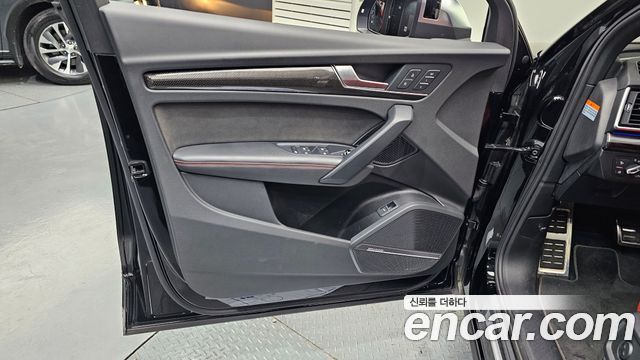 Audi SQ5 2021 — photo 14