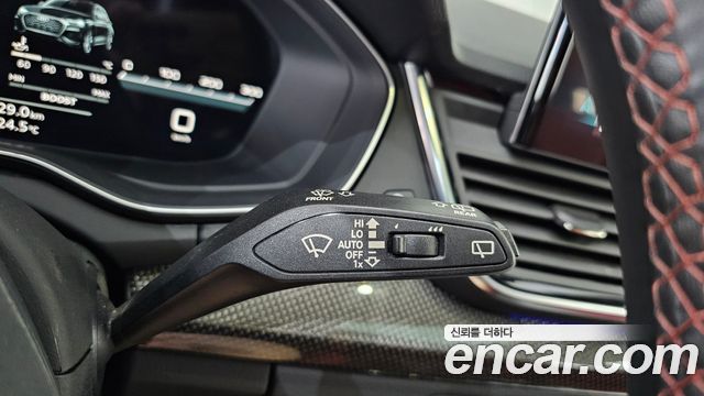Audi SQ5 2021 — photo 31