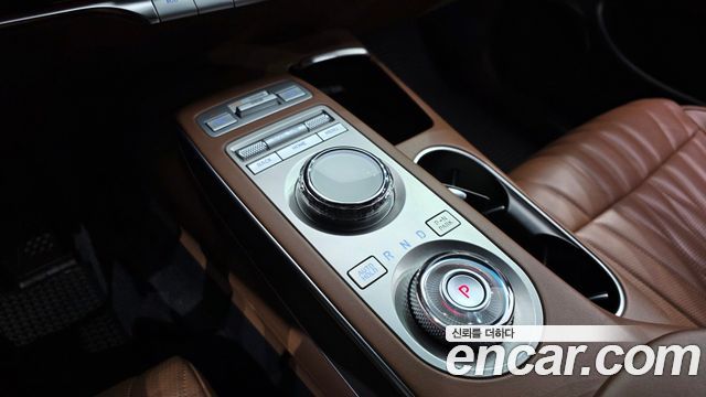 Genesis GV70 2021 — photo 9