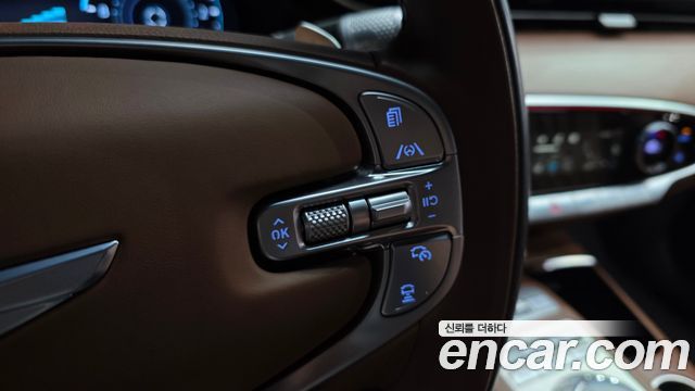 Genesis GV70 2021 — photo 14