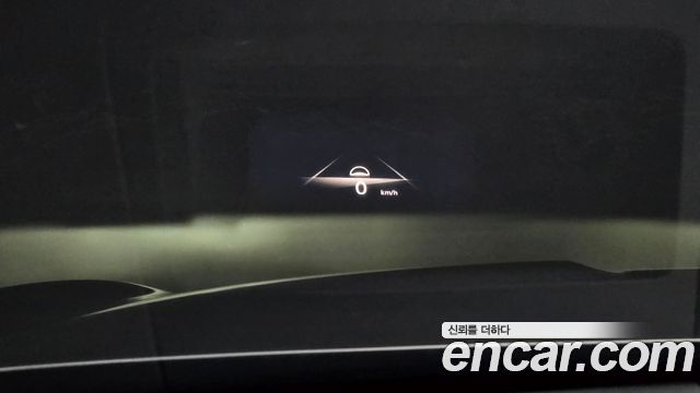 Genesis GV70 2021 — photo 15
