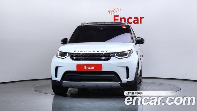 Land Rover Discovery 2018 — photo 3