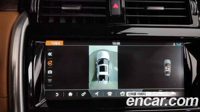 Land Rover Discovery 2018 — photo 21