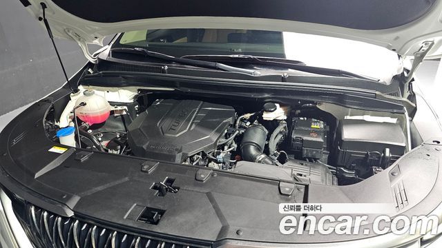 Kia Canival 2023 — photo 6