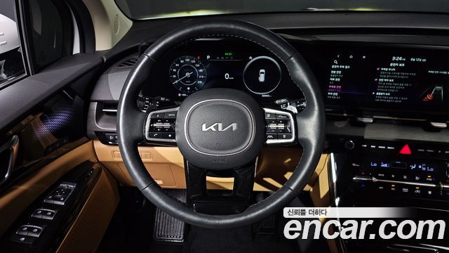 Kia Canival 2023 — photo 12