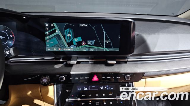 Kia Canival 2023 — photo 13