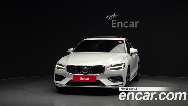 Volvo S60 2024 — photo 3