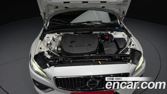 Volvo S60 2024 — photo 6