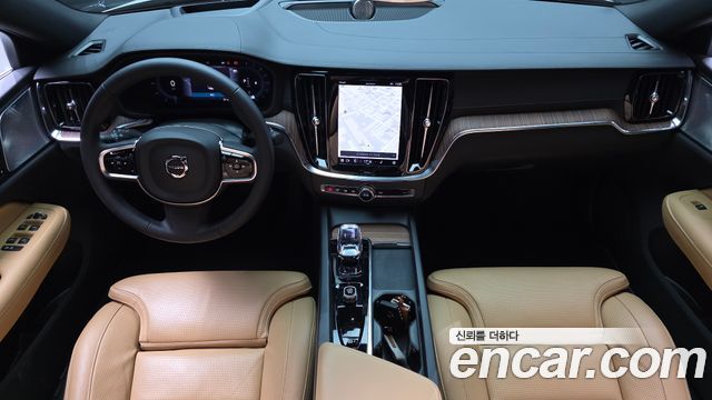Volvo S60 2024 — photo 10
