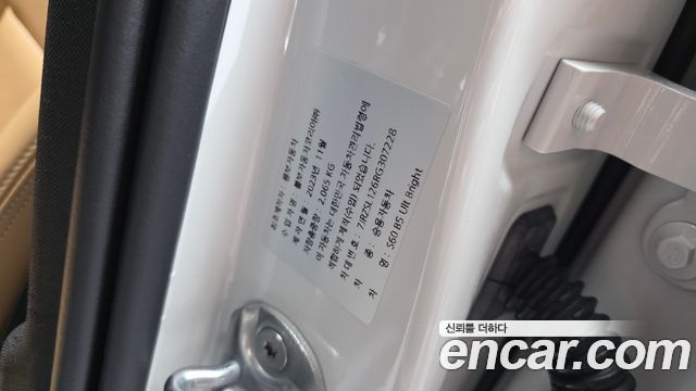 Volvo S60 2024 — photo 31