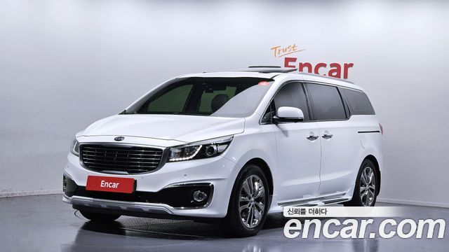Kia Canival 2018 — photo 1
