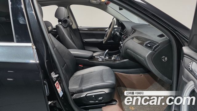 BMW X4 2016 — photo 17