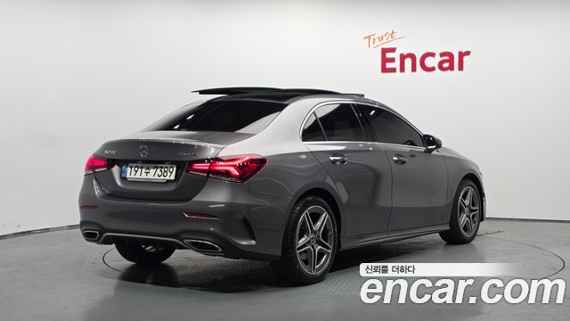 Mercedes-Benz A-Class 2023 — photo 2