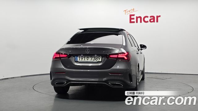 Mercedes-Benz A-Class 2023 — photo 4