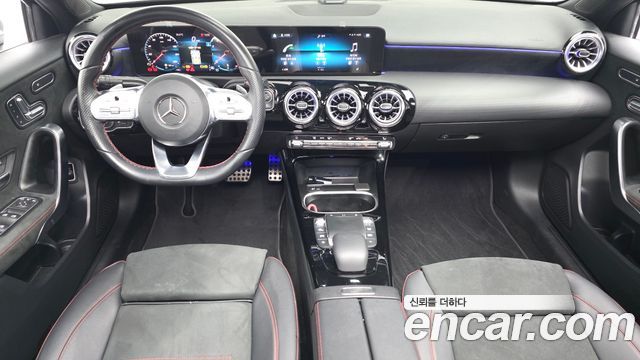 Mercedes-Benz A-Class 2023 — photo 7