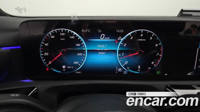 Mercedes-Benz A-Class 2023 — photo 8