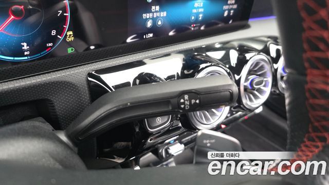 Mercedes-Benz A-Class 2023 — photo 9