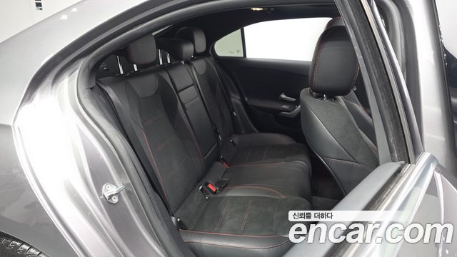 Mercedes-Benz A-Class 2023 — photo 11