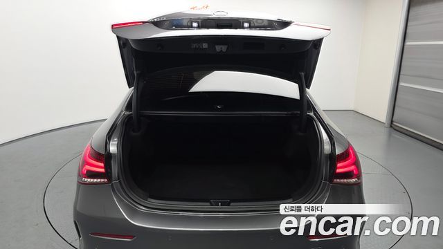 Mercedes-Benz A-Class 2023 — photo 20