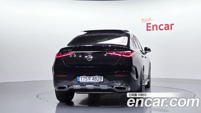 Mercedes-Benz GLC-Class 2025 — photo 4