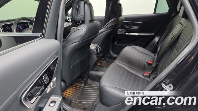 Mercedes-Benz GLC-Class 2025 — photo 18