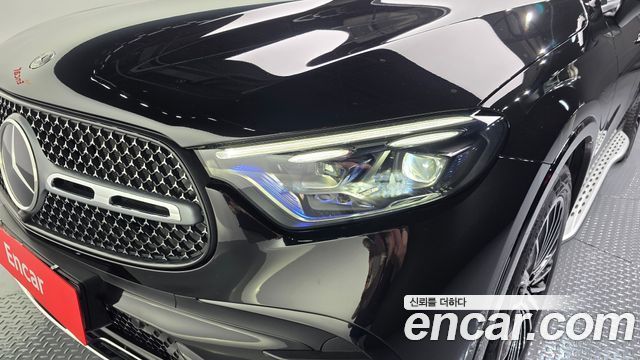 Mercedes-Benz GLC-Class 2025 — photo 8