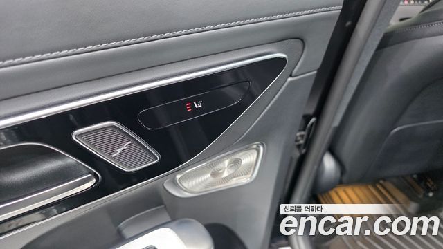 Mercedes-Benz GLC-Class 2025 — photo 29