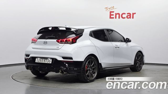 Hyundai Veloster 2019 — photo 2