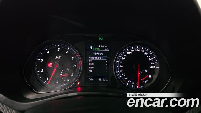 Hyundai Veloster 2019 — photo 8