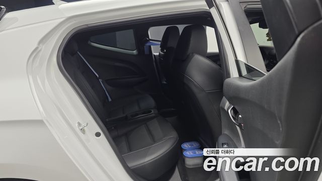 Hyundai Veloster 2019 — photo 11