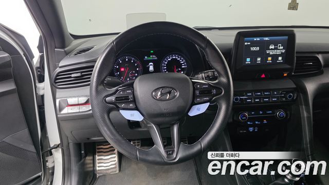 Hyundai Veloster 2019 — photo 15