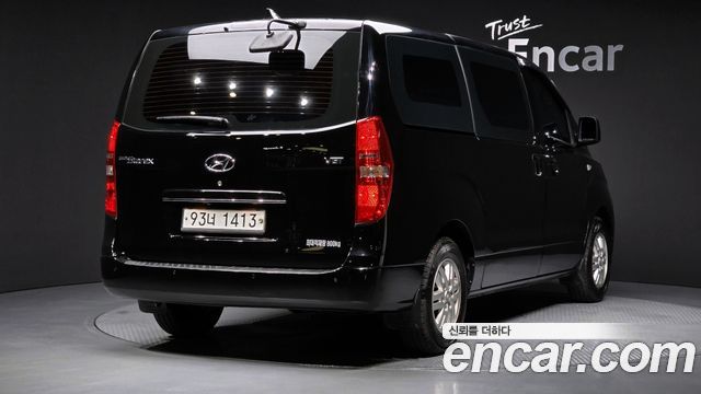 Hyundai Starex 2020 — photo 2