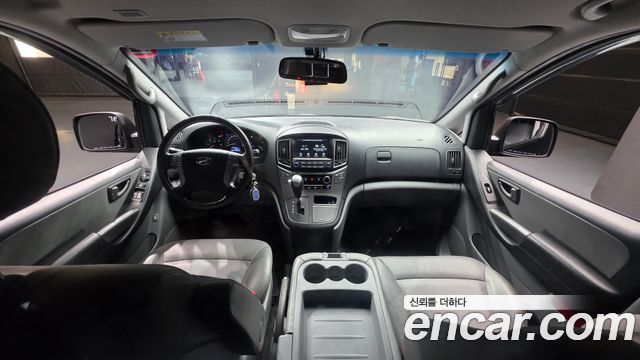 Hyundai Starex 2020 — photo 10