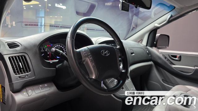Hyundai Starex 2020 — photo 24