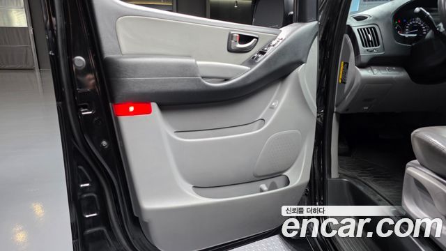 Hyundai Starex 2020 — photo 14
