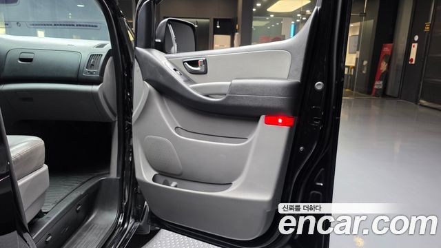 Hyundai Starex 2020 — photo 15