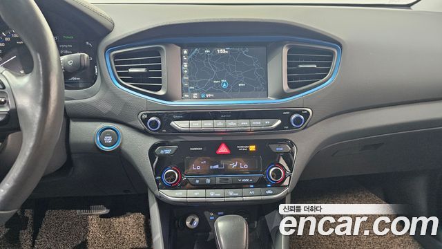 Hyundai Ioniq 2018 — photo 19