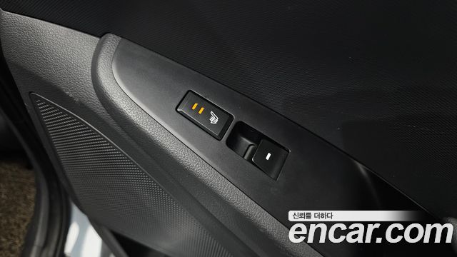 Hyundai Ioniq 2018 — photo 25