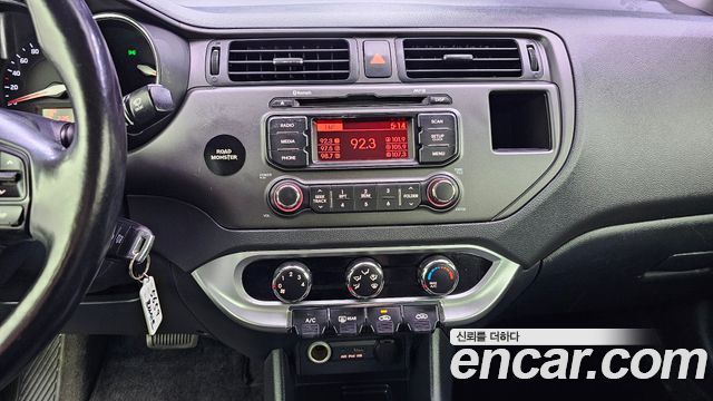 Kia pride 2014 — photo 20