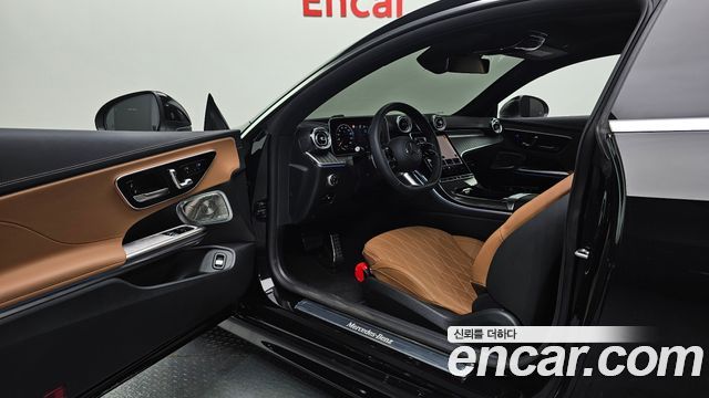 Mercedes-Benz CLE-Class 2025 — photo 13