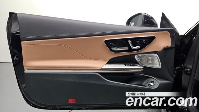 Mercedes-Benz CLE-Class 2025 — photo 15