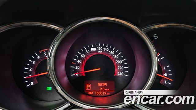 Kia Sorento 2012 — photo 8