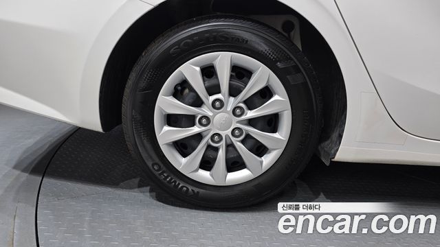 Kia K3 2022 — photo 5